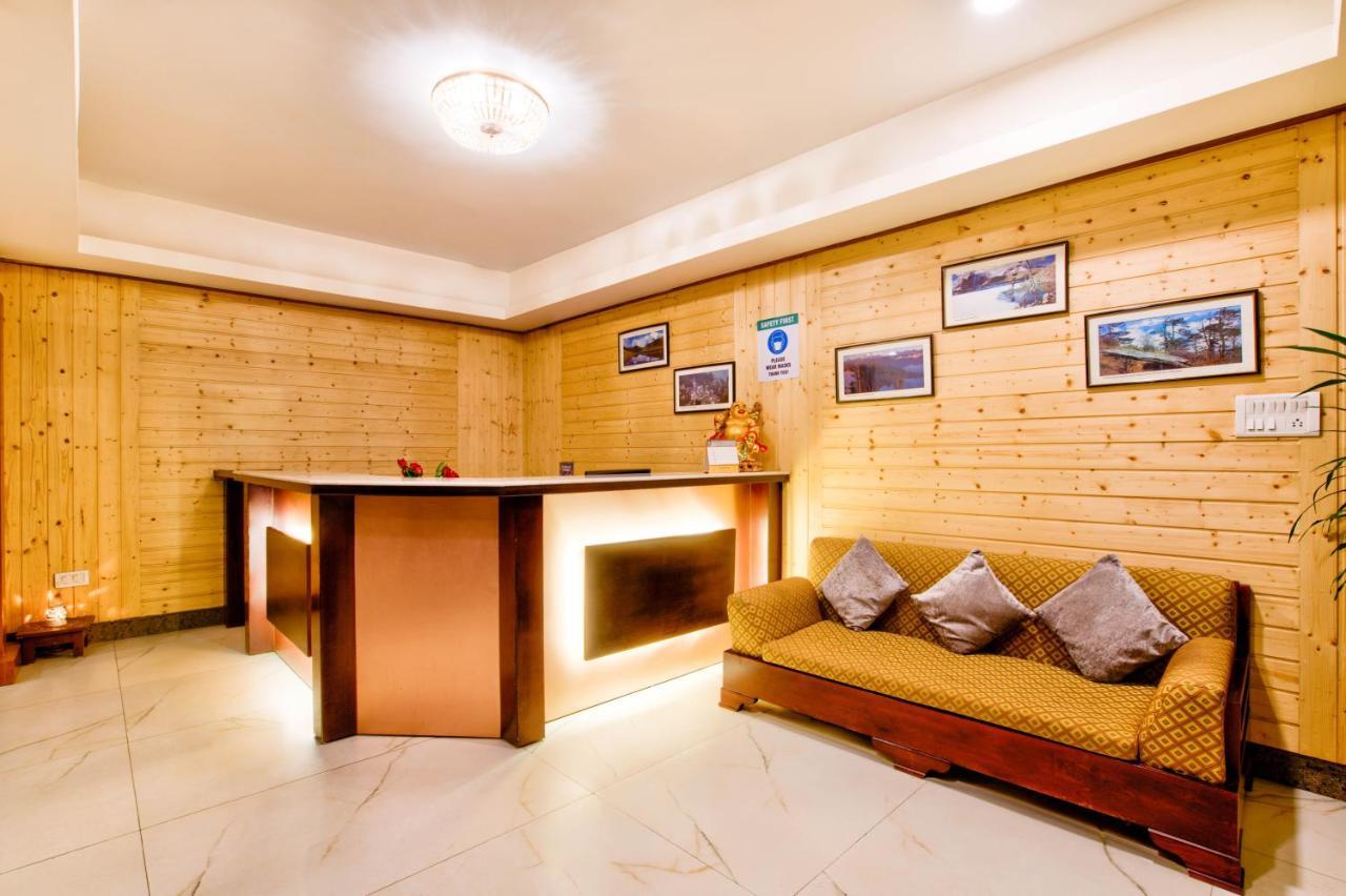 Hotel Summit Ttakshang Residency & Mg Marg