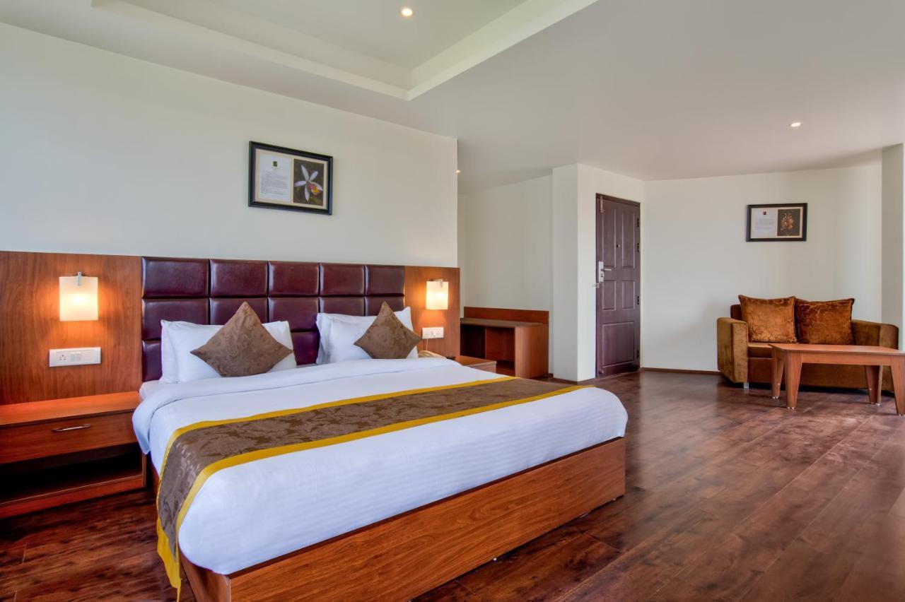 Hotel Summit Ttakshang Residency & Mg Marg