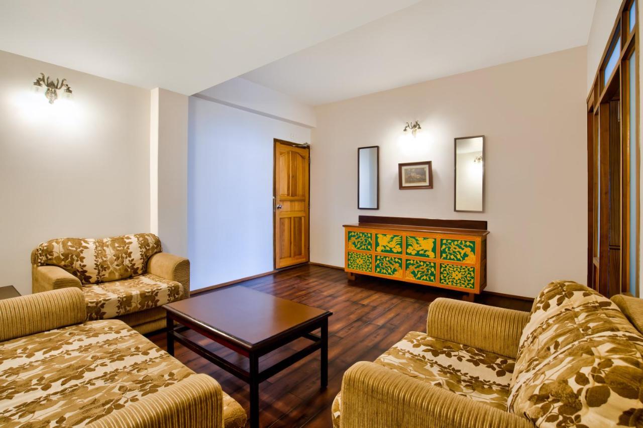 Hotel Summit Ttakshang Residency & Mg Marg