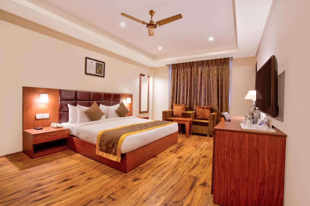 Summit Ttakshang Residency & Mg Marg Gangtok