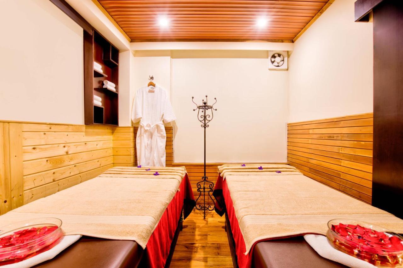 Hotel Summit Ttakshang Residency & Mg Marg